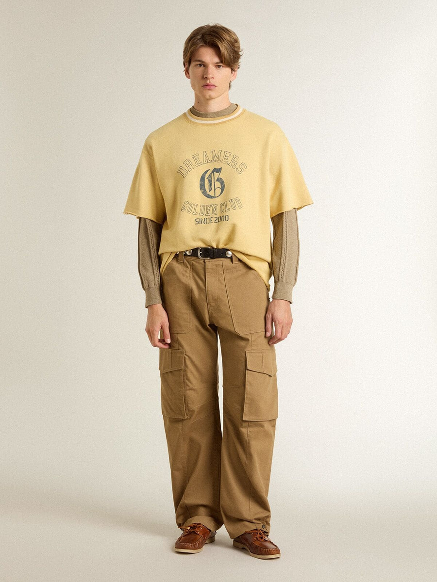 herr-t-shirt i överdimensionerad gul bomull med blått tryck