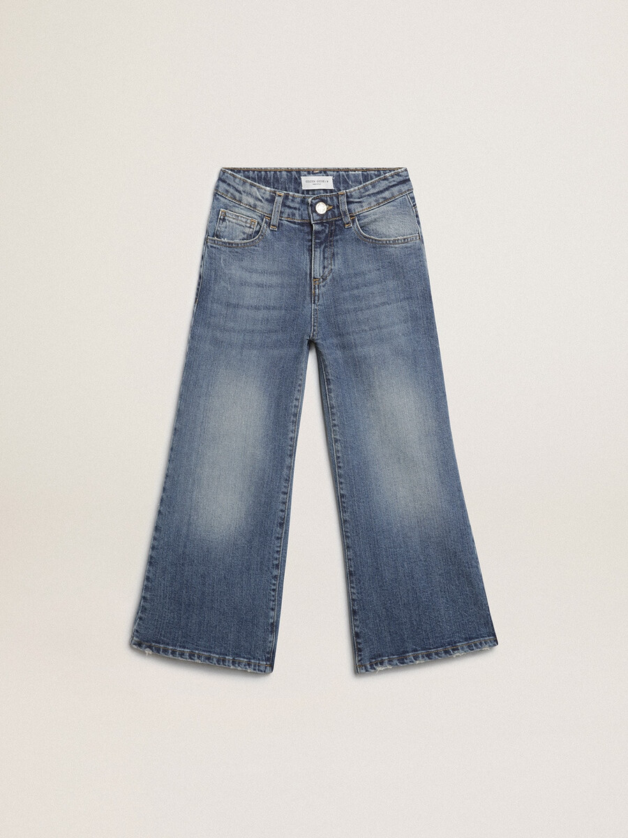 vida jeans i mellanblå bulldenim