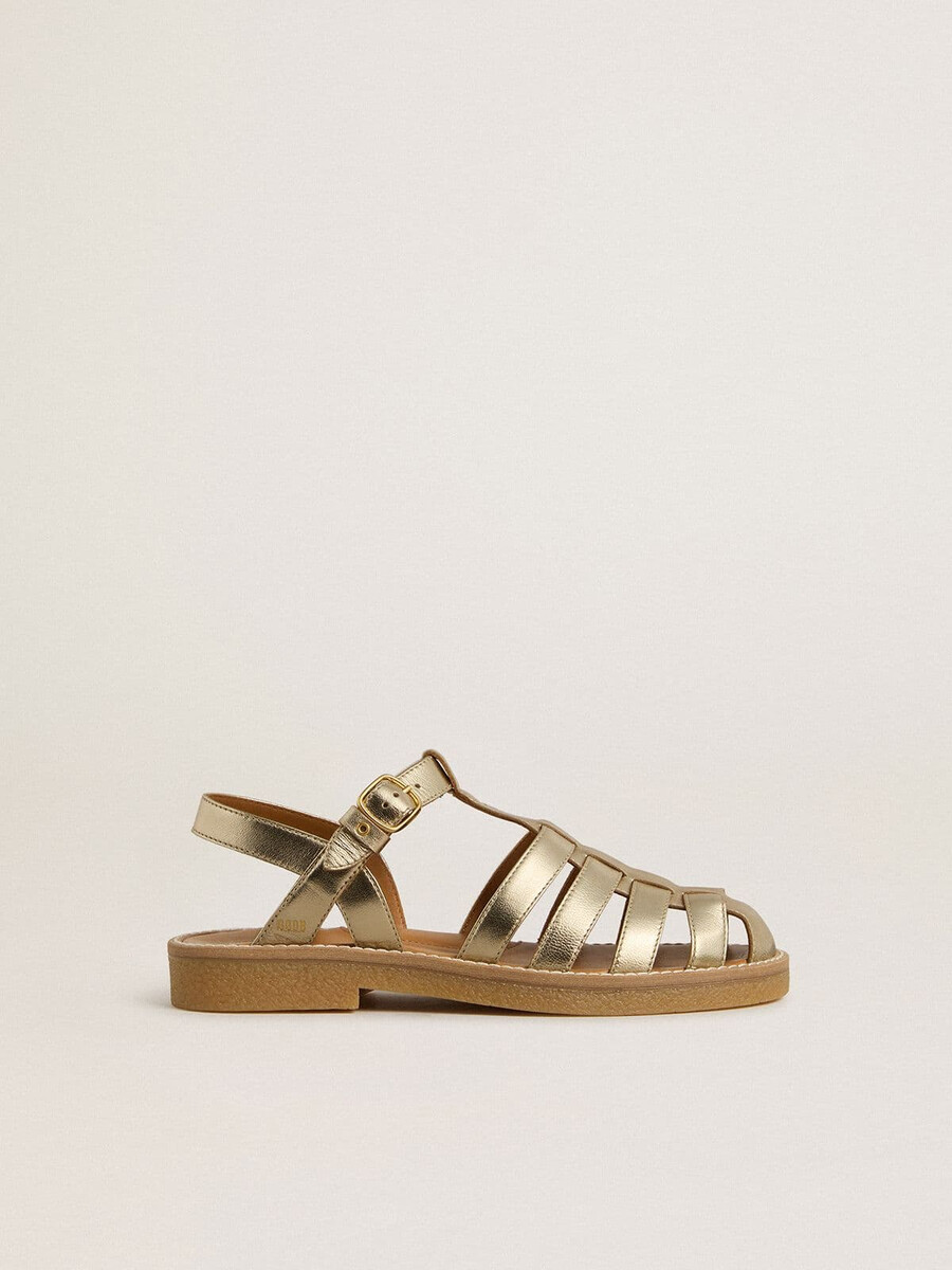 maxime young sandaler i guldfärgat läder