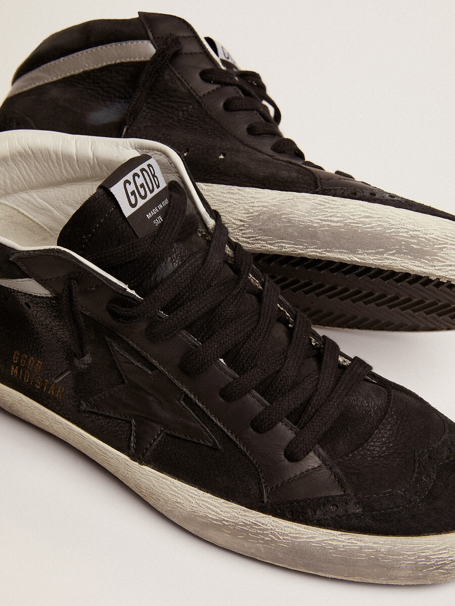 herr mid star i nubuck med svart läderstjärna och silverfärgade blixtar