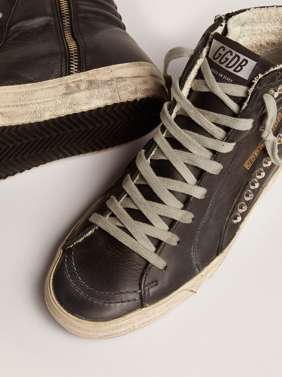 dam slide höga sneakers med nitar