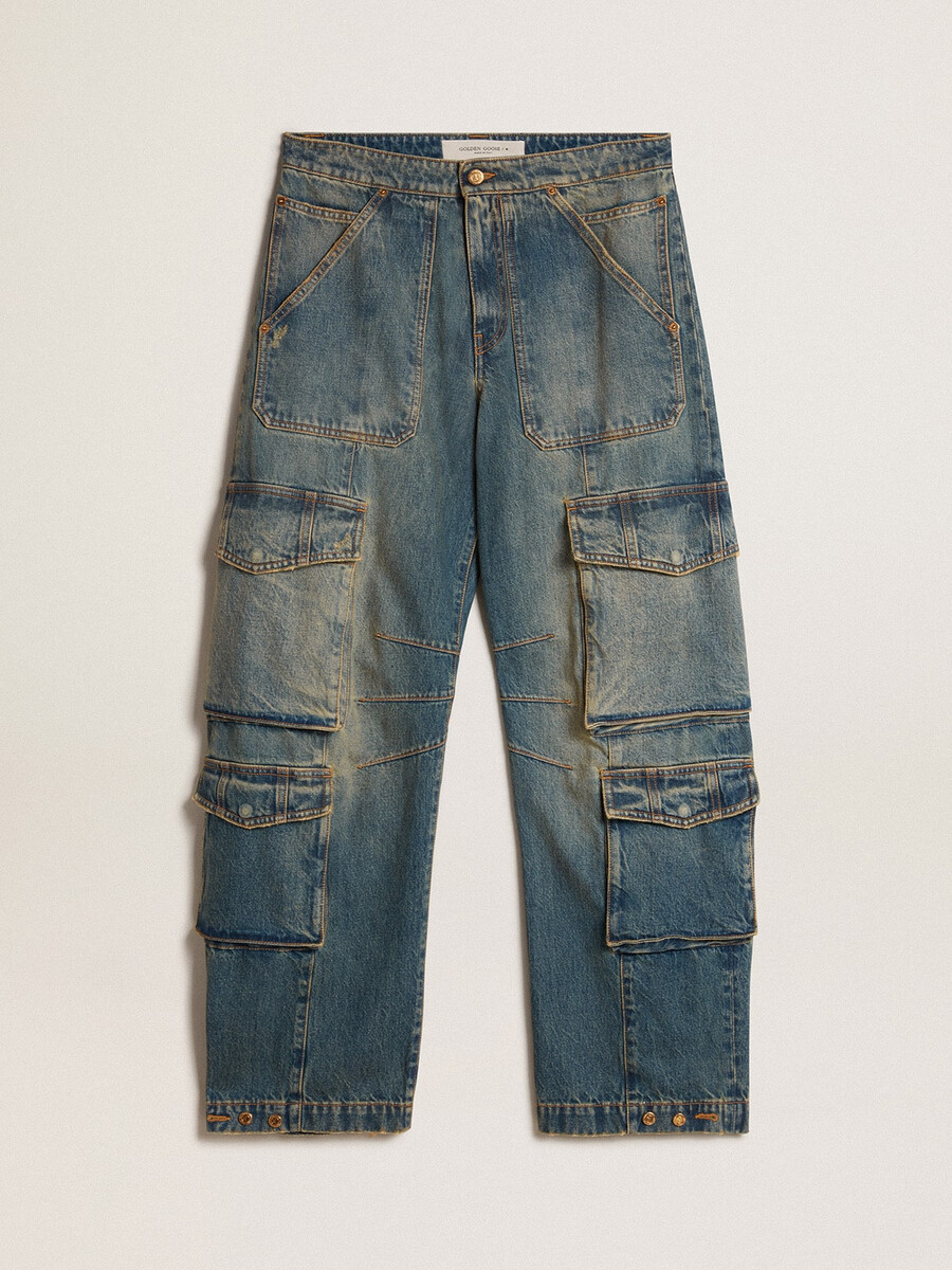blåjeans med sliten yta