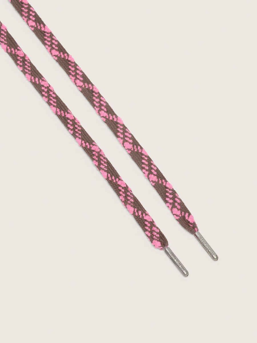 mörkbruna och rosa tartansnören