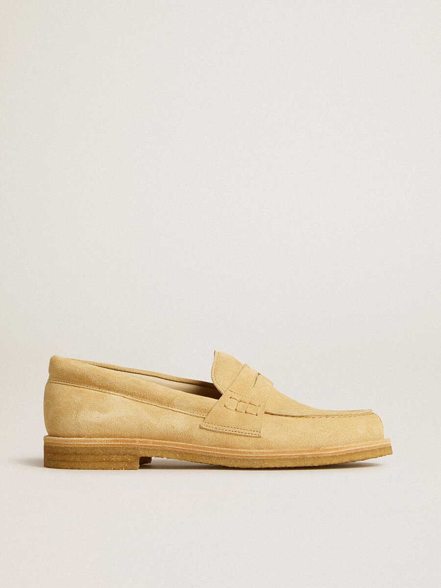 jerry loafers i ecru vaxad mocka