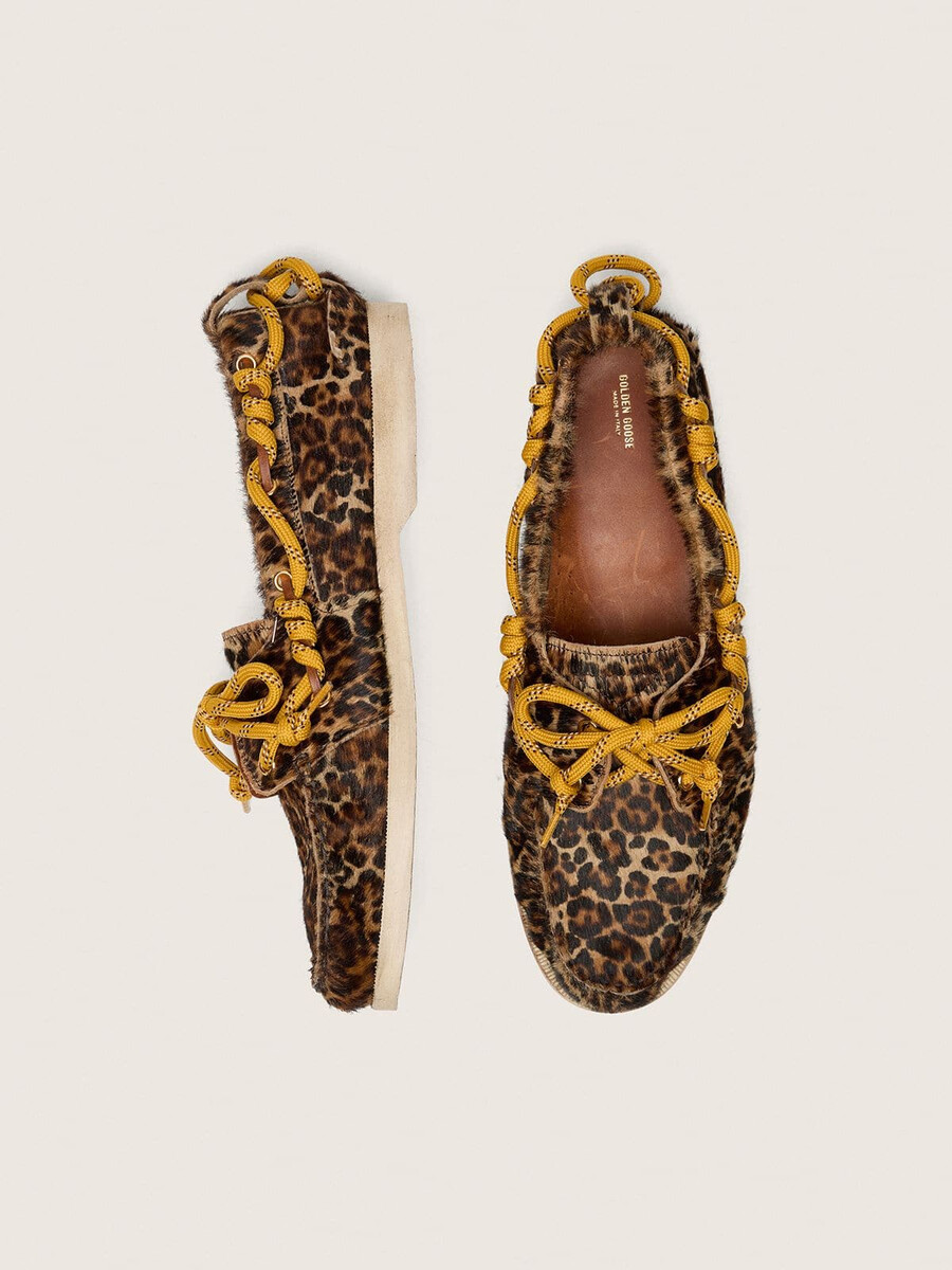 damloafers med leopardmönster och ponnyskinn från cruise