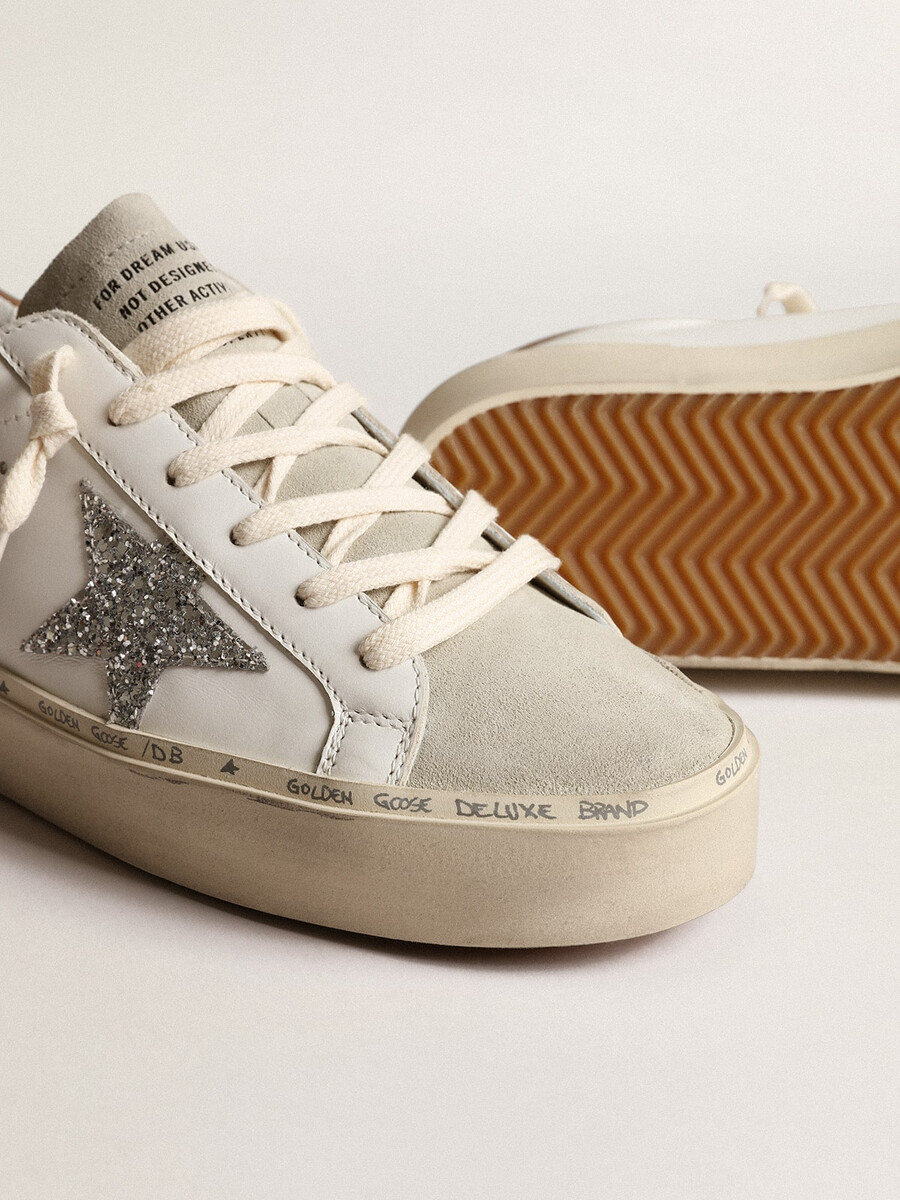 dam hi star med silverglitterstjärna och duvgrå nubuck-hälflik