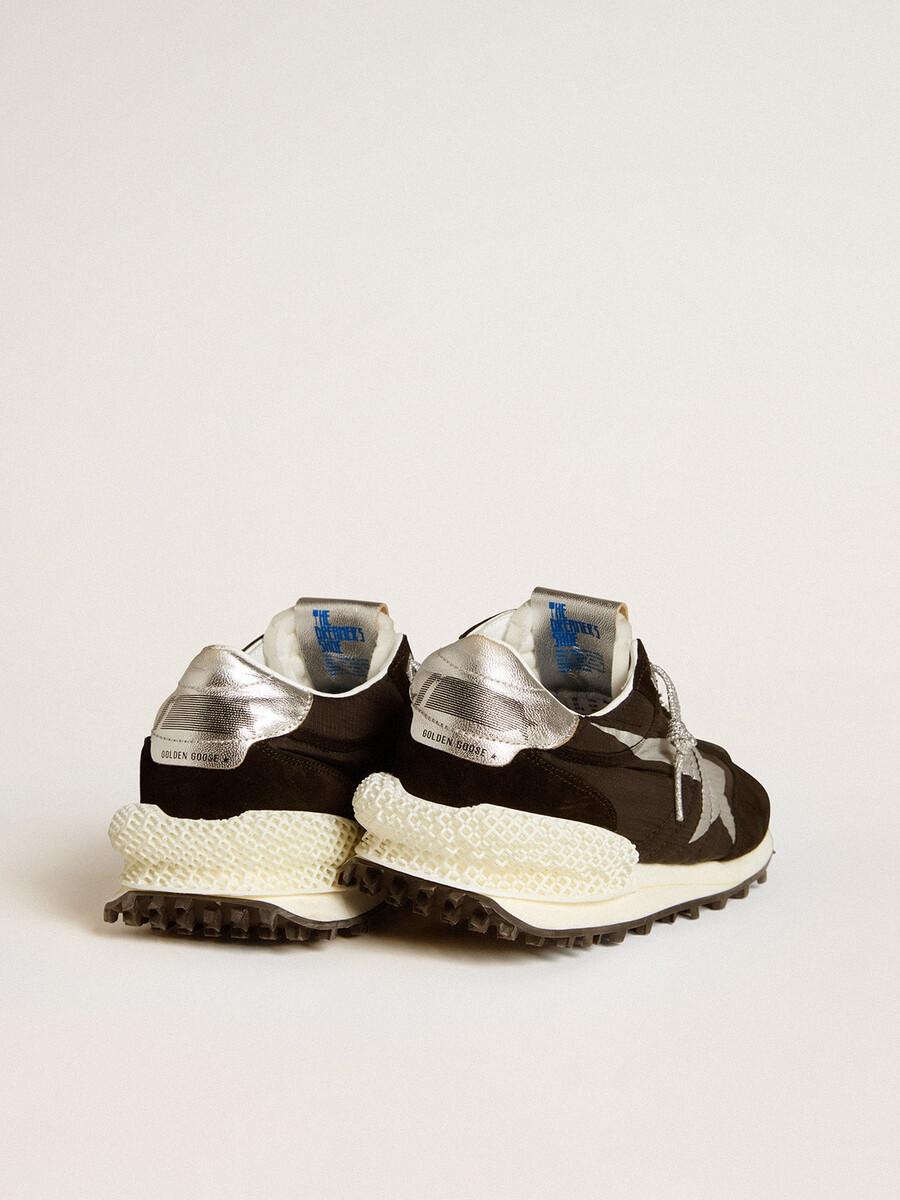 herr marathon med ovandel i svart ripstopnylon och silverfärgad stjärna