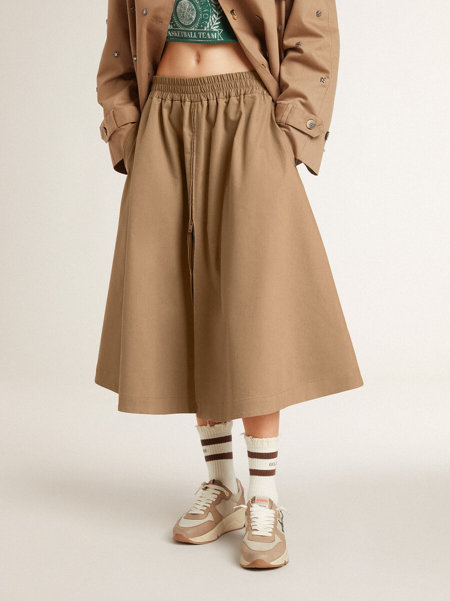 beige cirkelkjol för kvinnor