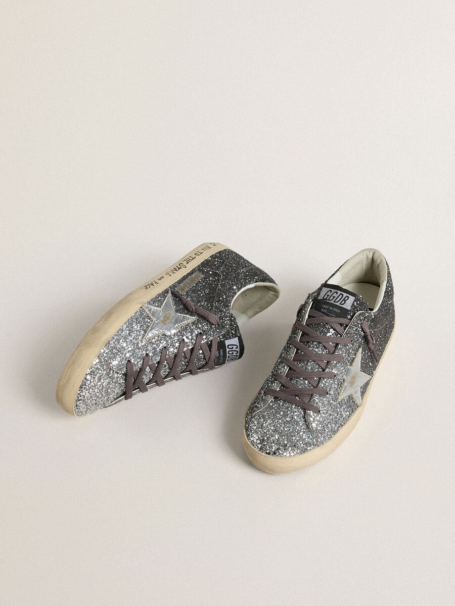 dam super star med glitter ovandel och silverfärgad metallisk läderstjärna