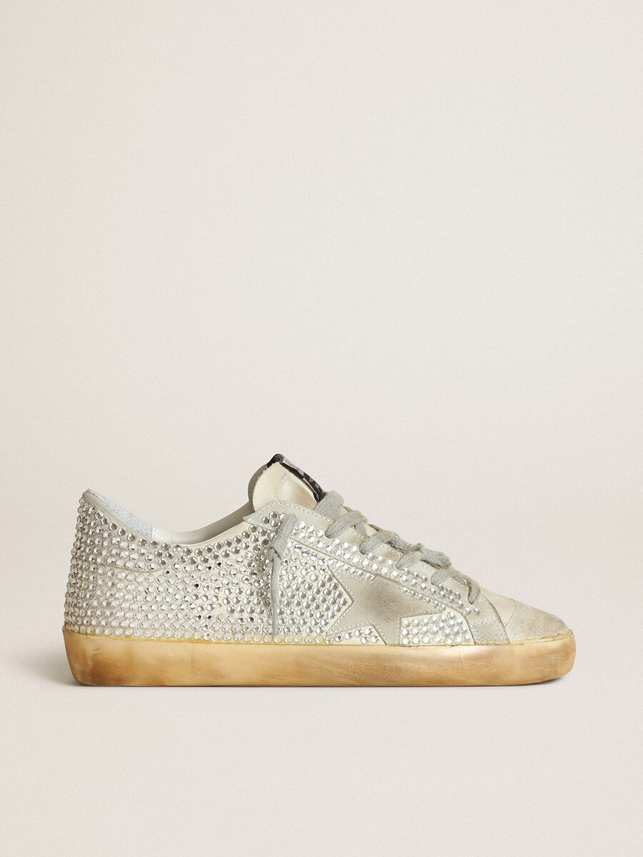 dam super-star i åldrad vit nubuck med swarovski-kristaller