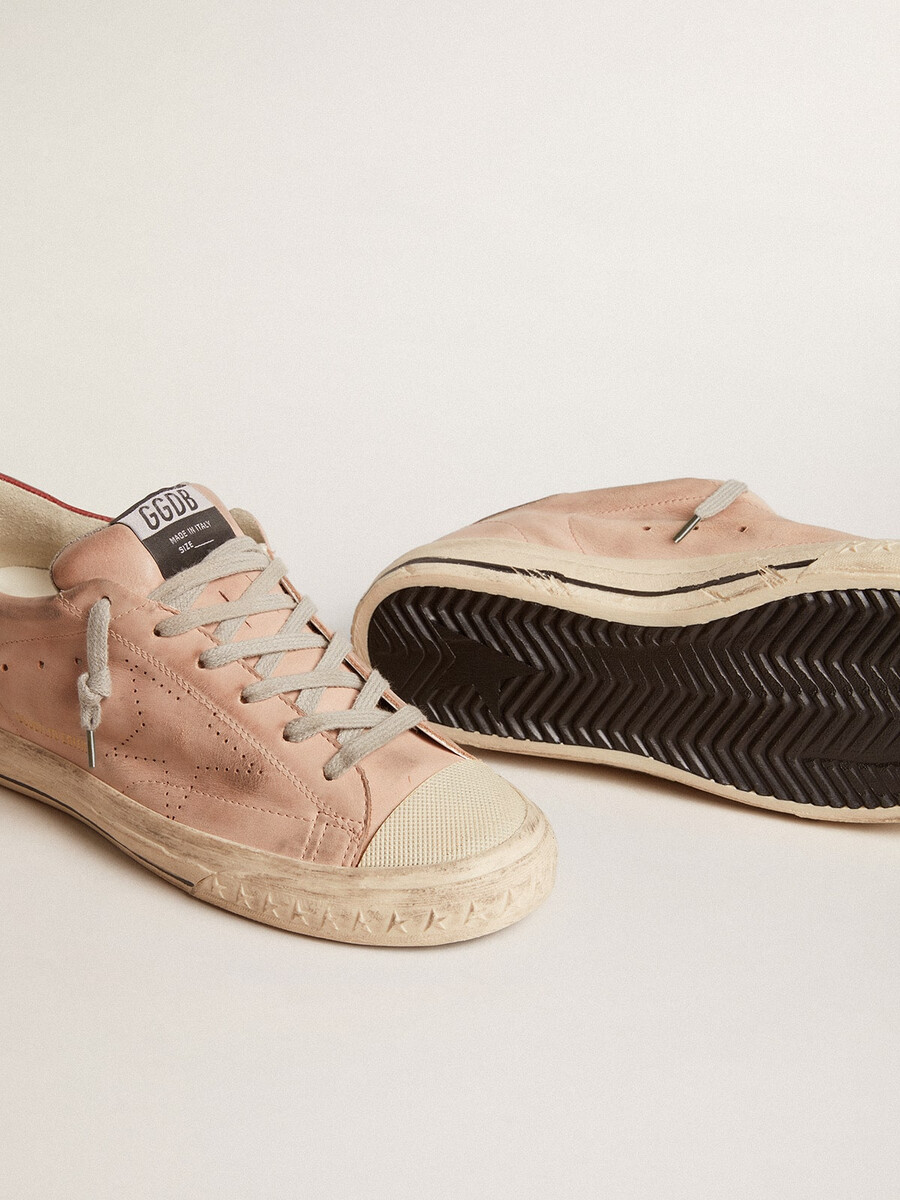 superstar ltd i rosa nubuck med perforerad stjärna och läderhälflik