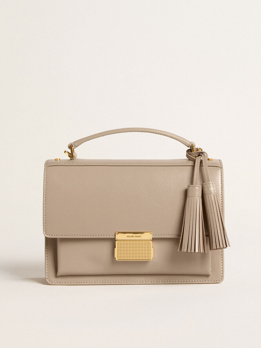 venezia-väska i beige läder med gulddetaljer